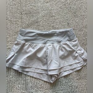 CALIA by Carrie Underwood Women’s Anywhere Petal  Shorts White Size XS